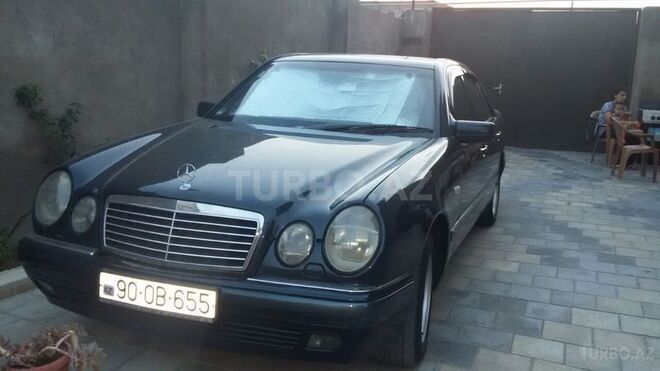Mercedes E 240 1997, 295,000 km - 2.4 l - Bakı