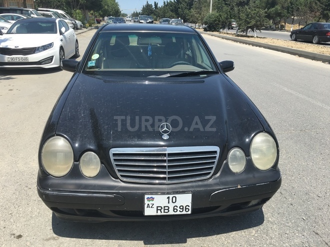 Mercedes E 320 2000, 194,600 km - 3.2 l - Bakı