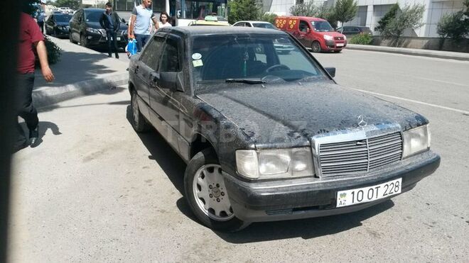 Mercedes 190 1991, 378,211 km - 1.8 l - Bakı