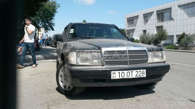 Mercedes 190 1991, 378,211 km - 1.8 l - Bakı