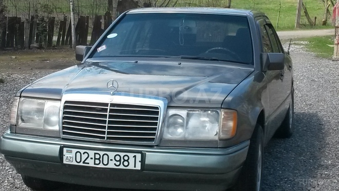 Mercedes E 200 1993, 67,500 km - 0.2 л - Tərtər