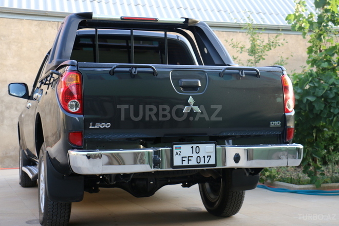 Mitsubishi L200 2012, 89,557 km - 2.5 l - Bakı