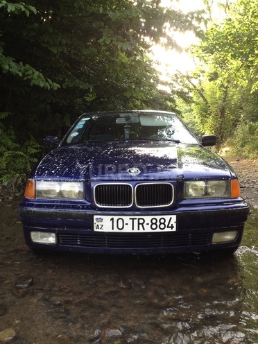 BMW 320 1995, 22,345 km - 2.0 l - Masallı