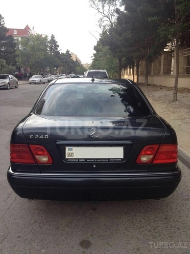 Mercedes E 240 1998, 254,000 km - 2.4 l - Bakı