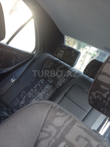 Mercedes E 240 1998, 254,000 km - 2.4 l - Bakı