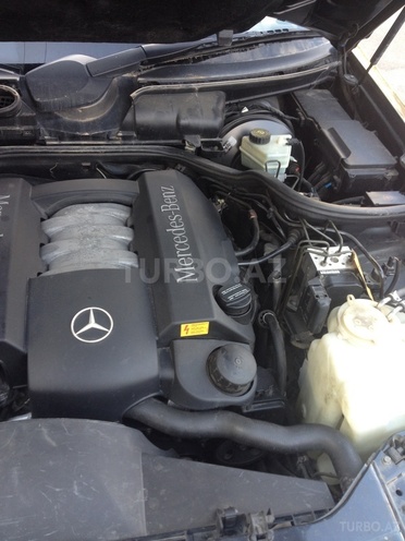 Mercedes E 240 1998, 254,000 km - 2.4 l - Bakı