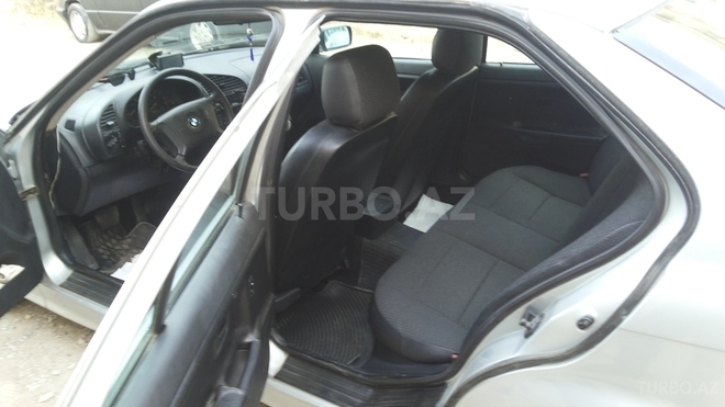 BMW 318 1996, 250,000 km - 1.8 l - Bakı