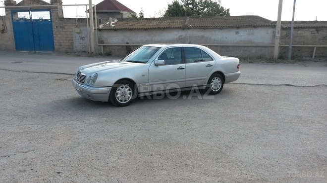 Mercedes E 230 1996, 380,000 km - 2.3 l - Bakı