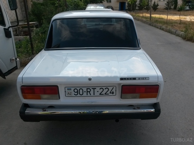 LADA (VAZ) 2107 2009, 110,000 km - 1.7 л - Bakı