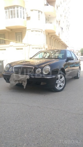 Mercedes E 280 2000, 199,000 km - 2.8 l - Bakı