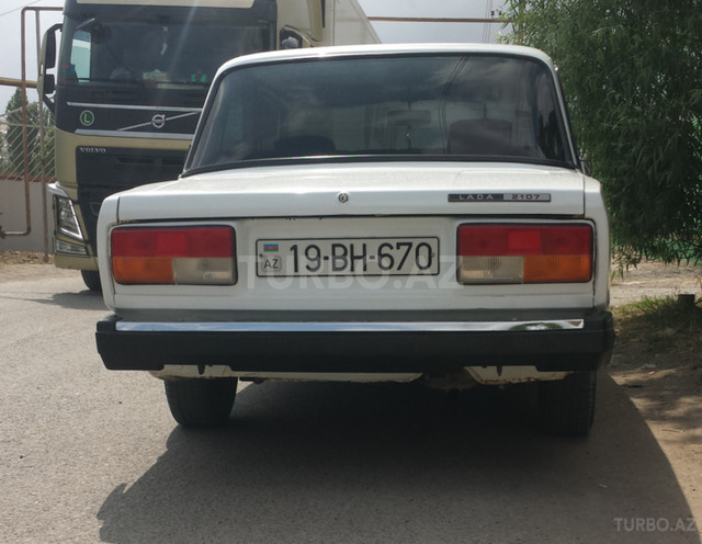 LADA (VAZ) 2107 1988, 100,000 km - 1.5 л - Bakı