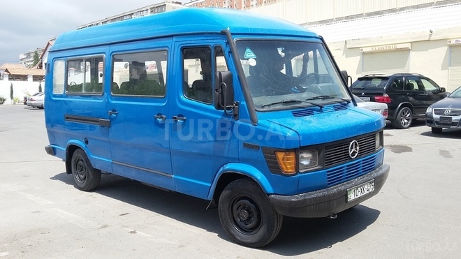 Mercedes 208 D 1993, 375,000 km - 2.3 l - Bakı