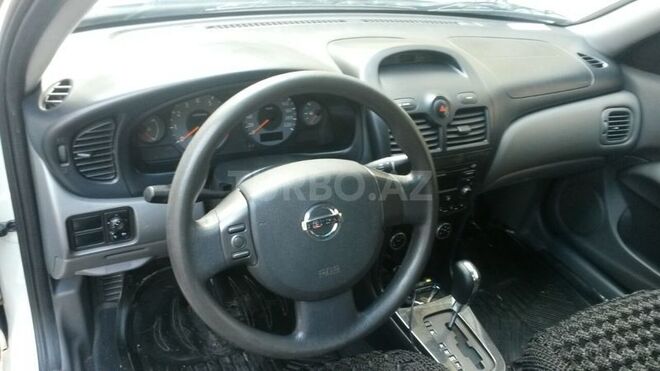 Nissan Sunny 2011, 95,650 km - 1.6 л - Bakı
