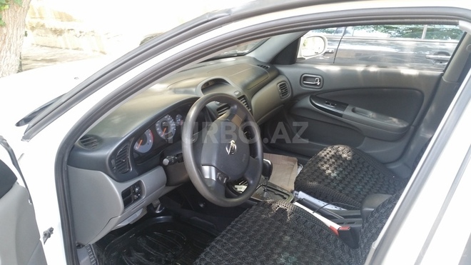Nissan Sunny 2011, 95,650 km - 1.6 л - Bakı