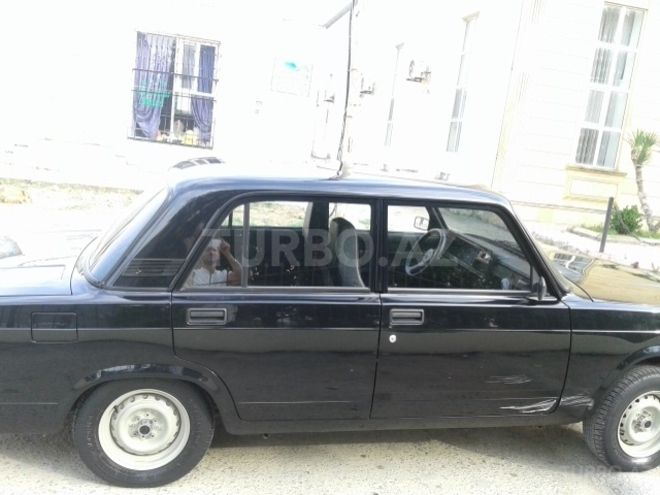 LADA (VAZ) 2107 2011, 80,000 km - 1.6 л - Sumqayıt