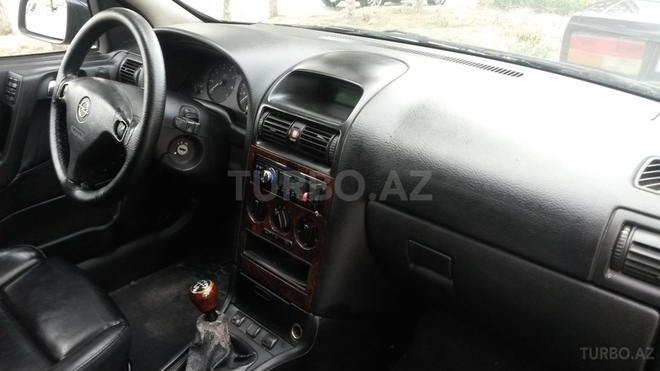 Opel Astra 1998, 300,000 km - 2.0 л - Bakı