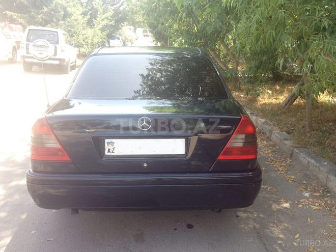 Mercedes C 180 1996, 330,000 km - 1.8 l - Bakı