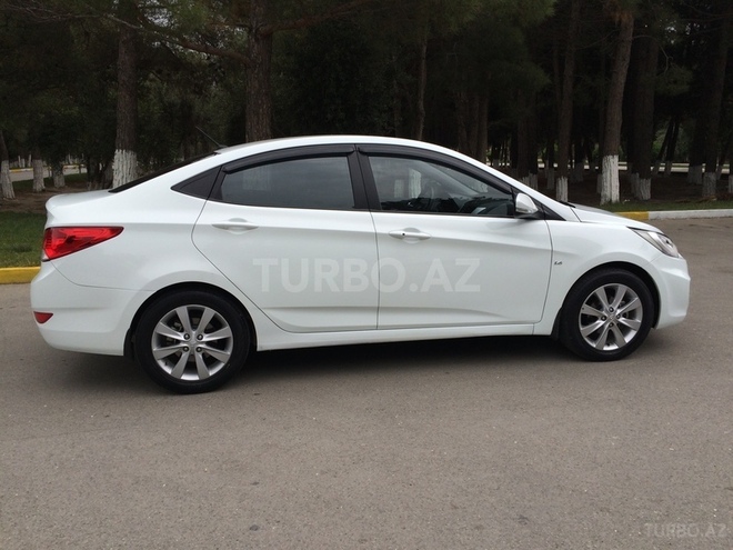 Hyundai Accent 2011, 67,000 km - 1.6 l - Sumqayıt