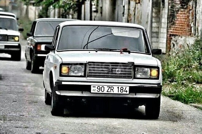 LADA (VAZ) 2107 2009, 33,000 km - 1.6 l - Zaqatala
