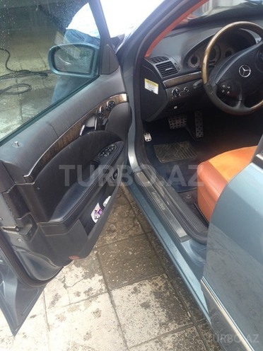 Mercedes E 320 2004, 215,000 km - 3.2 l - Bakı