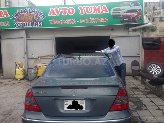 Mercedes E 320 2004, 215,000 km - 3.2 l - Bakı