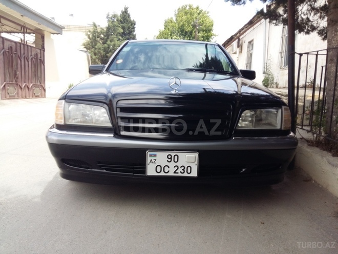 Mercedes C 230 1998, 260,000 km - 2.3 l - Bakı