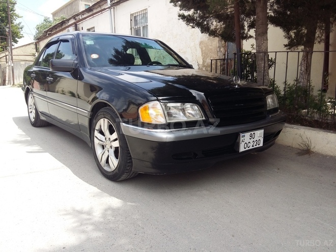 Mercedes C 230 1998, 260,000 km - 2.3 l - Bakı