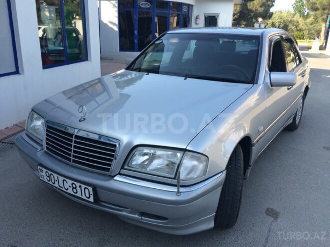 Mercedes C 220 1998, 290,000 km - 2.2 л - Sumqayıt