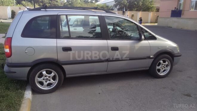 Opel Zafira 2001, 240,000 km - 2.2 л - Bakı