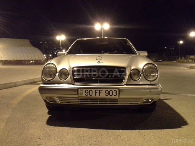 Mercedes E 240 1998, 133,000 km - 2.4 л - Bakı