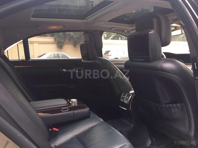 Mercedes S 500 2009, 111,047 km - 5.5 l - Bakı