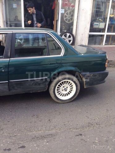 BMW 318 1984, 300,000 km - 1.8 l - Bakı