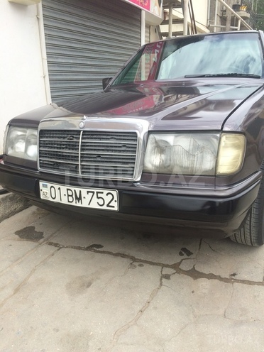 Mercedes E 200 1990, 485,000 km - 2.0 l - Bakı