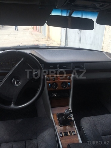 Mercedes E 200 1990, 485,000 km - 2.0 l - Bakı
