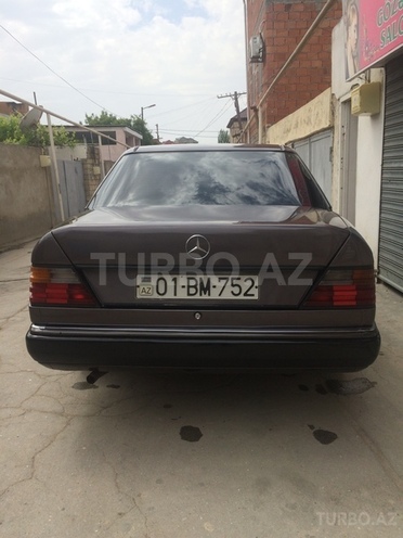 Mercedes E 200 1990, 485,000 km - 2.0 l - Bakı