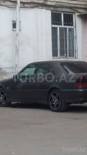 Mercedes C 200 1997, 285,000 km - 2.0 l - Bakı