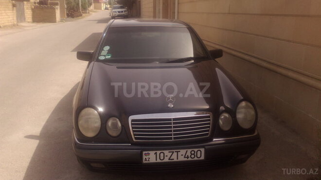 Mercedes E 230 1995, 300,000 km - 2.3 l - Sumqayıt