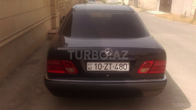 Mercedes E 230 1995, 300,000 km - 2.3 l - Sumqayıt