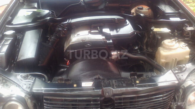 Mercedes E 230 1995, 300,000 km - 2.3 l - Sumqayıt