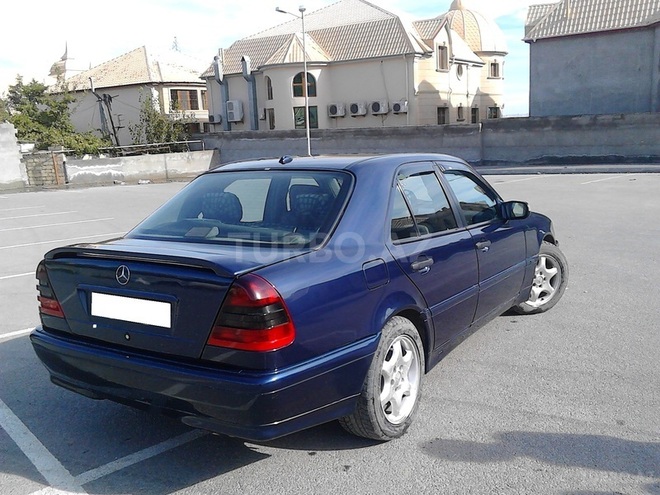 Mercedes C 200 1999, 30,000 km - 2.0 l - Bakı