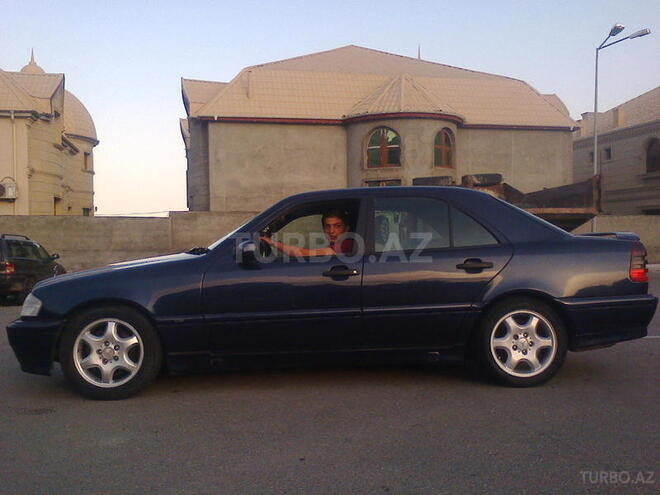 Mercedes C 200 1999, 30,000 km - 2.0 l - Bakı