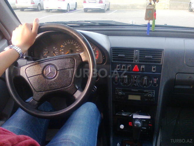 Mercedes C 200 1999, 30,000 km - 2.0 l - Bakı