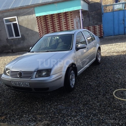 Volkswagen Bora 2001, 26,400 km - 1.6 l - Şamaxı