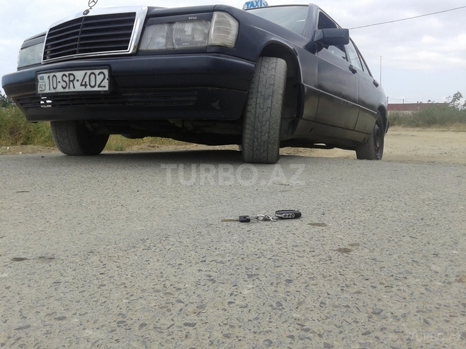 Mercedes 190 1988, 400,000 km - 2.0 л - Bakı