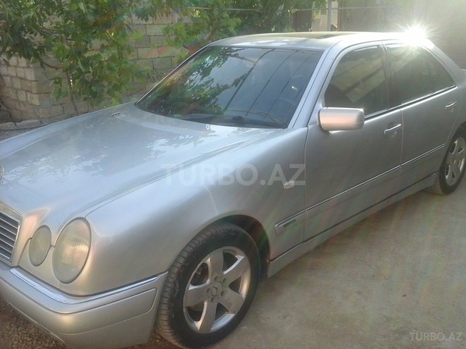 Mercedes E 230 1996, 266,298 km - 0.2 л - Bakı