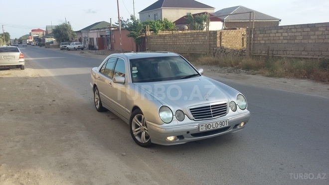 Mercedes E 280 2000, 236,350 km - 2.8 l - Bakı