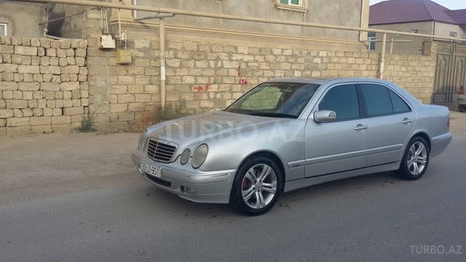 Mercedes E 280 2000, 236,350 km - 2.8 l - Bakı