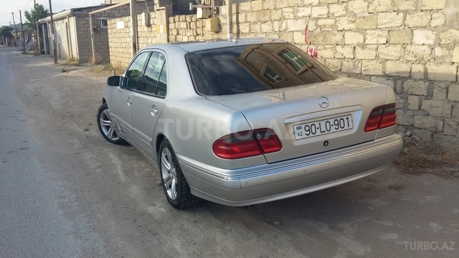Mercedes E 280 2000, 236,350 km - 2.8 l - Bakı