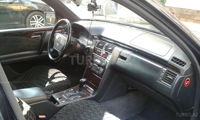 Mercedes E 320 1996, 196,237 km - 3.2 l - Bakı