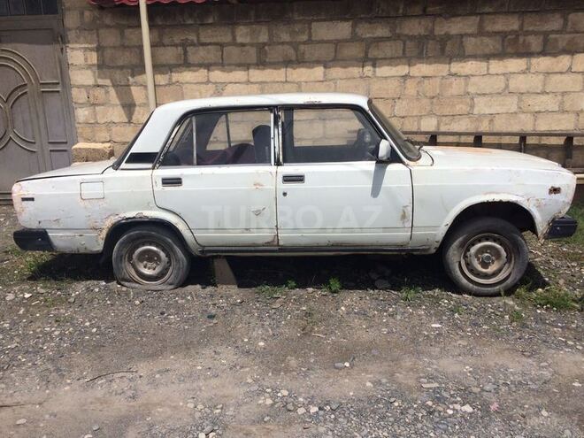 LADA (VAZ) 2107 1987, 999,990 km - 1.6 l - Quba